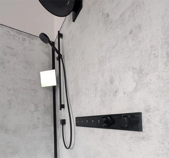 Wandverkleidung mit UP-Shower-Set